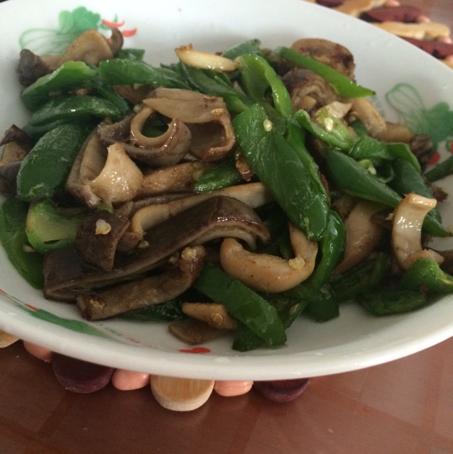 青椒炒肚片