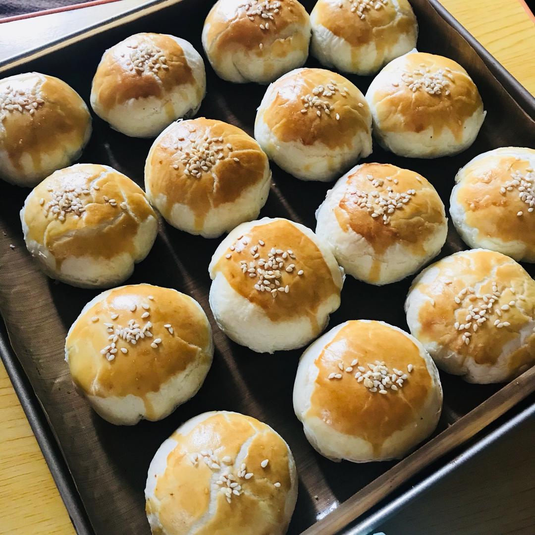 泳式鲜肉榨菜月饼