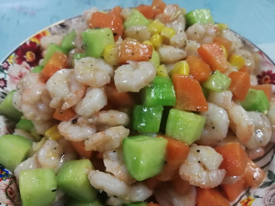 三色炒虾仁