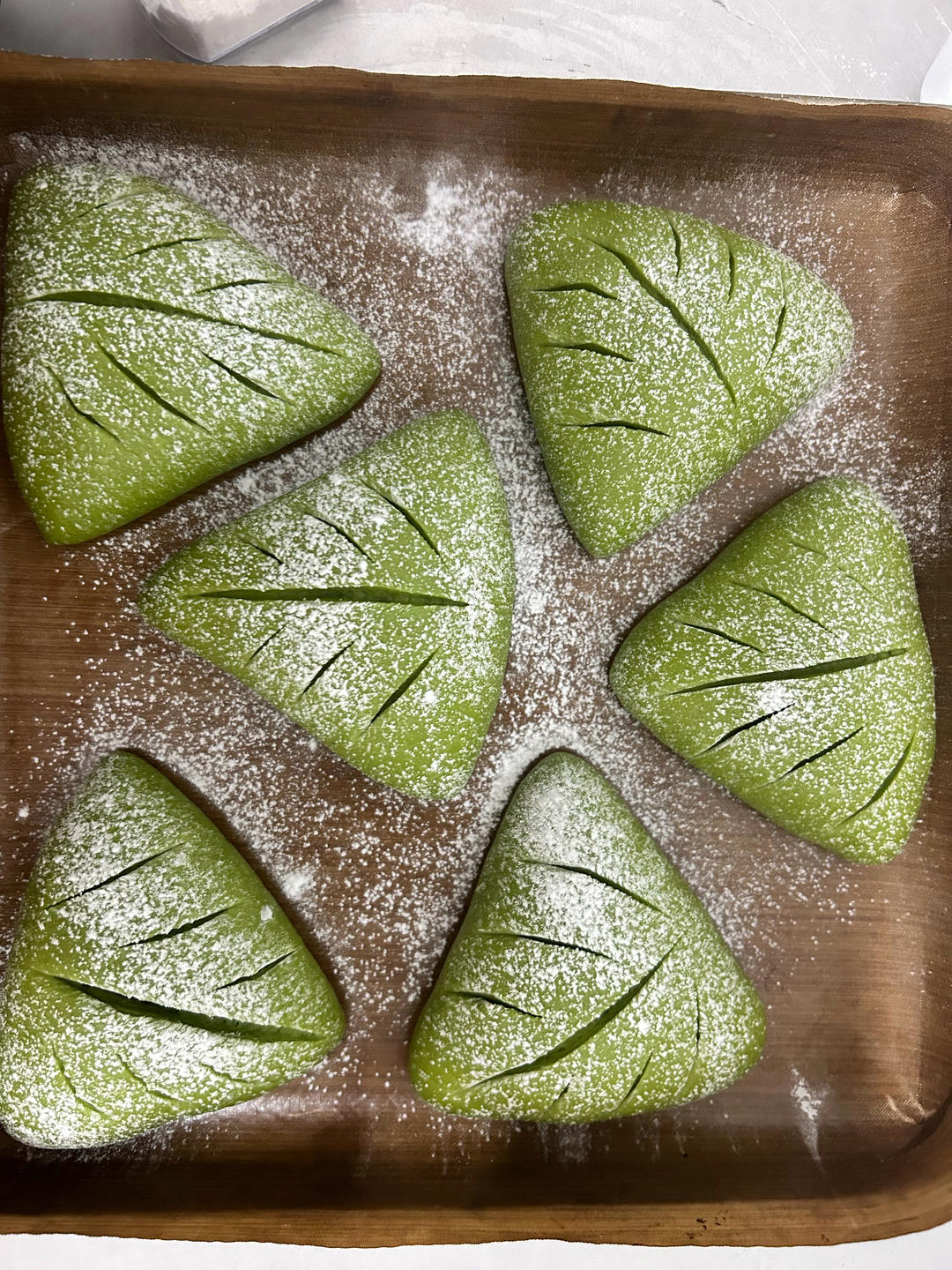 抹茶红豆麻薯欧包