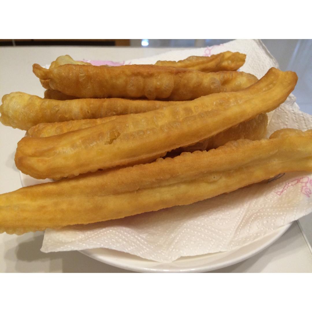 家庭油条的做法