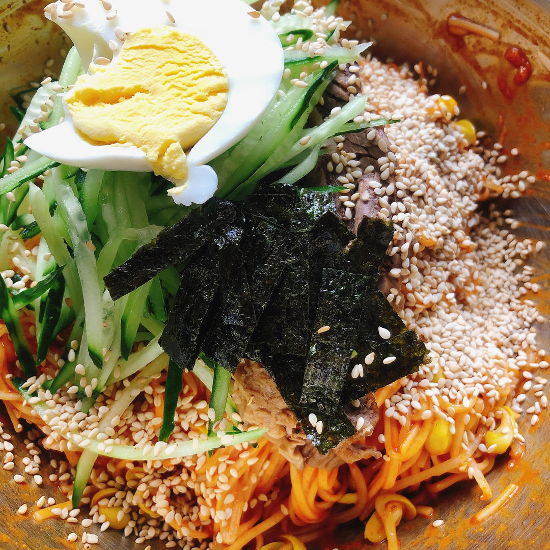 Jiolmyeon 韩式凉拌面｜ Maangchi