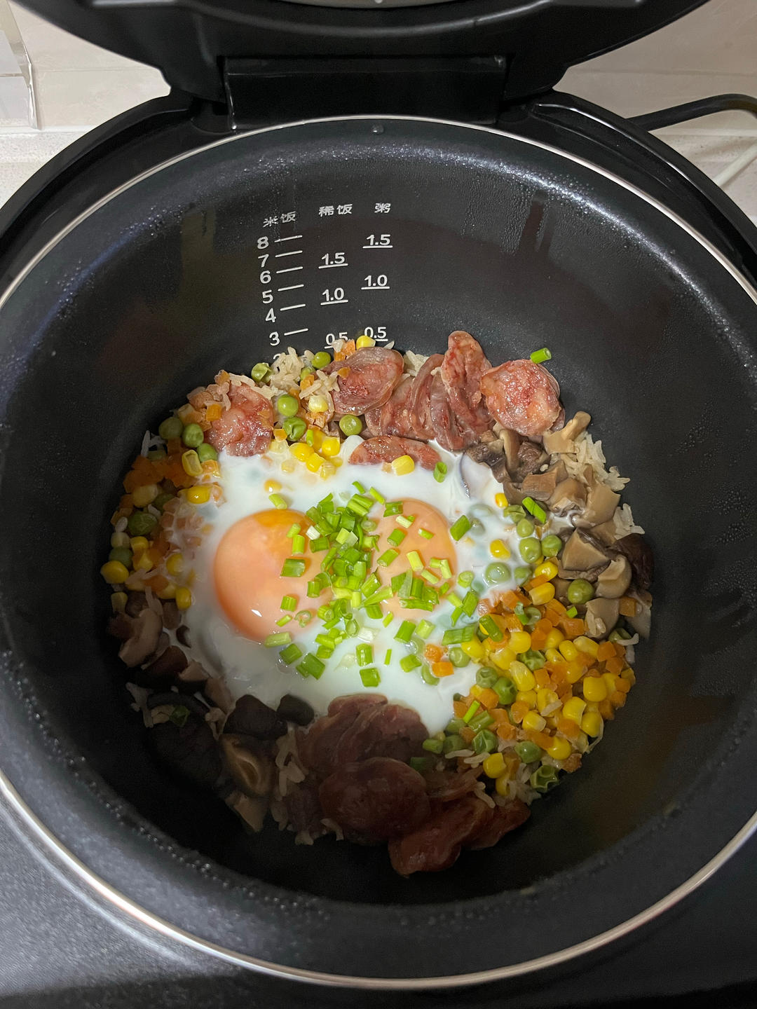 腊肠煲仔饭（电饭锅版）