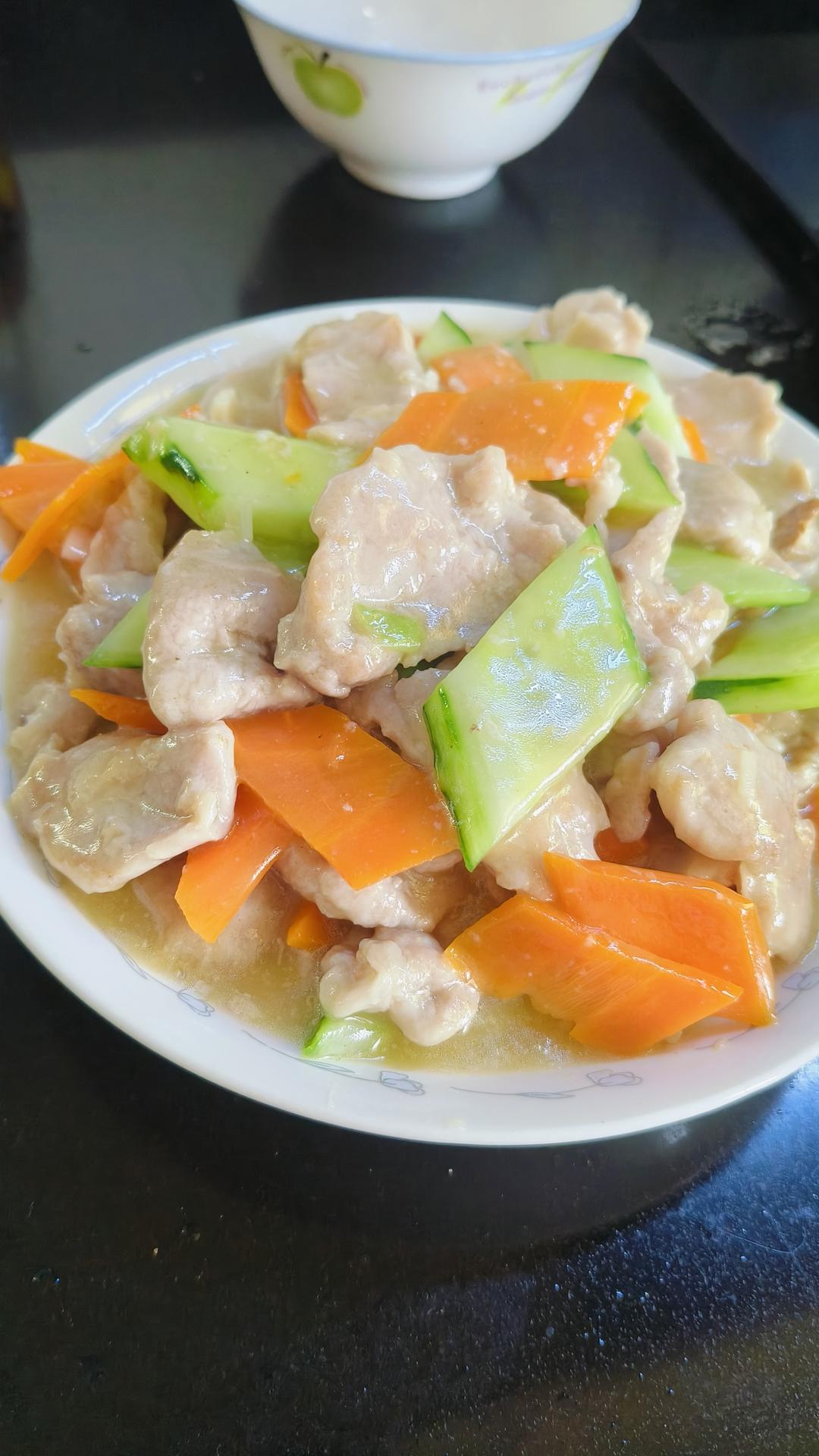 滑溜里脊#滑熘里脊（最简单的做法，吃出小时候的味道）