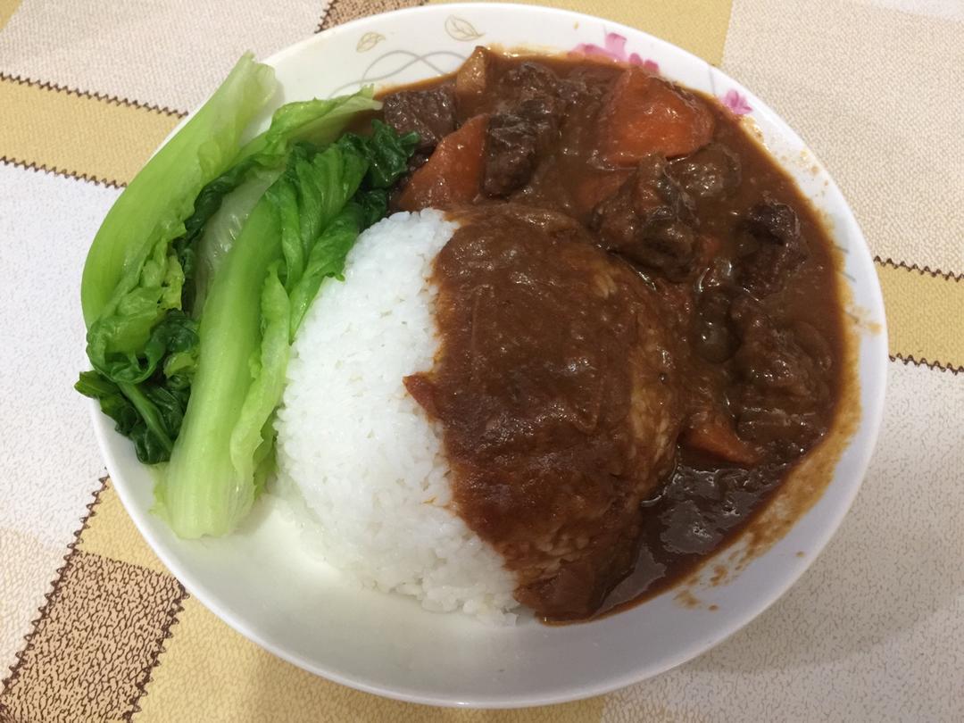 红酒炖牛腩