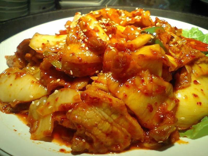 韩式泡菜炒五花肉