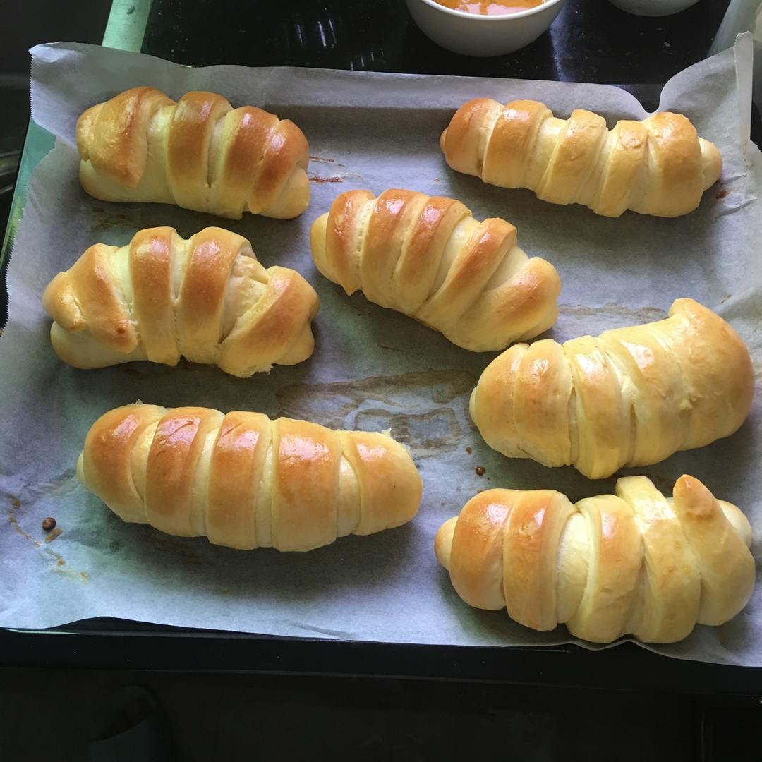 毛毛虫肉松面包