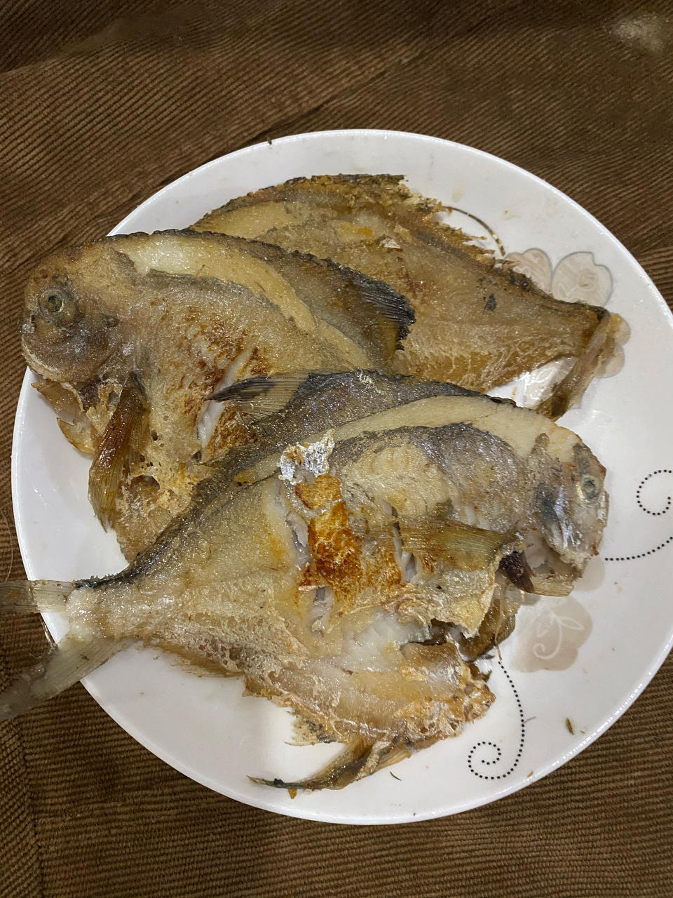 香煎鲳鱼