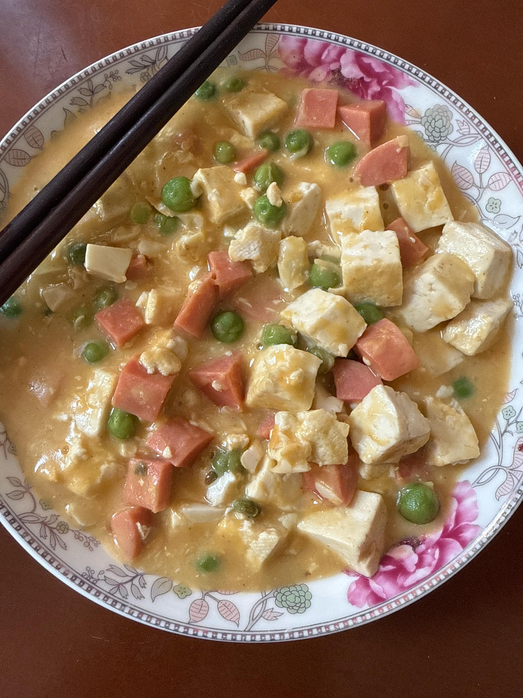 营养又鲜香的咸蛋黄豆腐煲