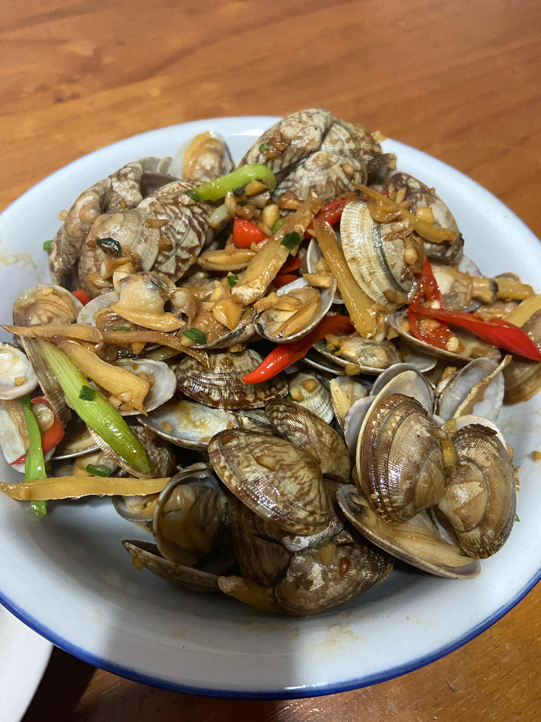 爆炒花甲（保留鲜味，不焯水的做法）