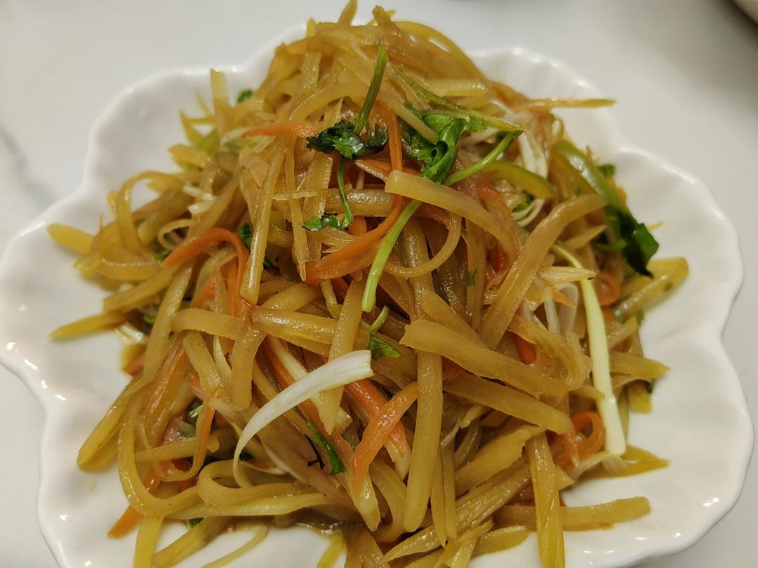 椒香土豆丝卷饼-早餐、正餐都适合