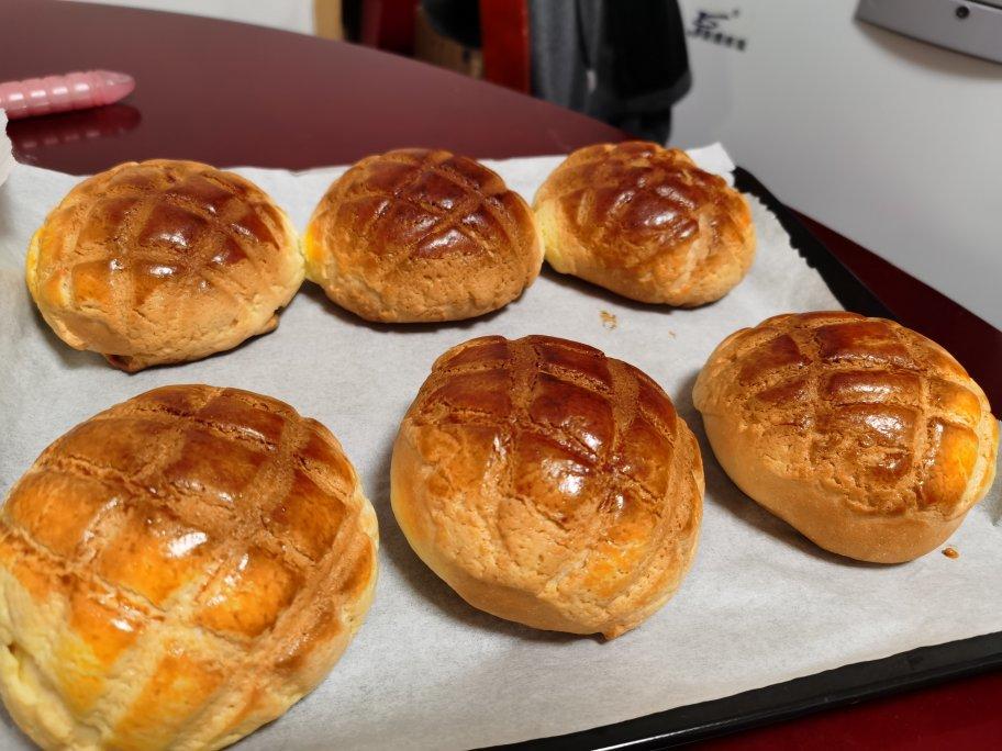 香酥柔软的港式菠萝包