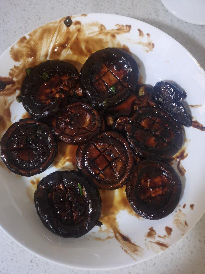 鲜嫩多汁，比鲍鱼还好吃红烧香菇