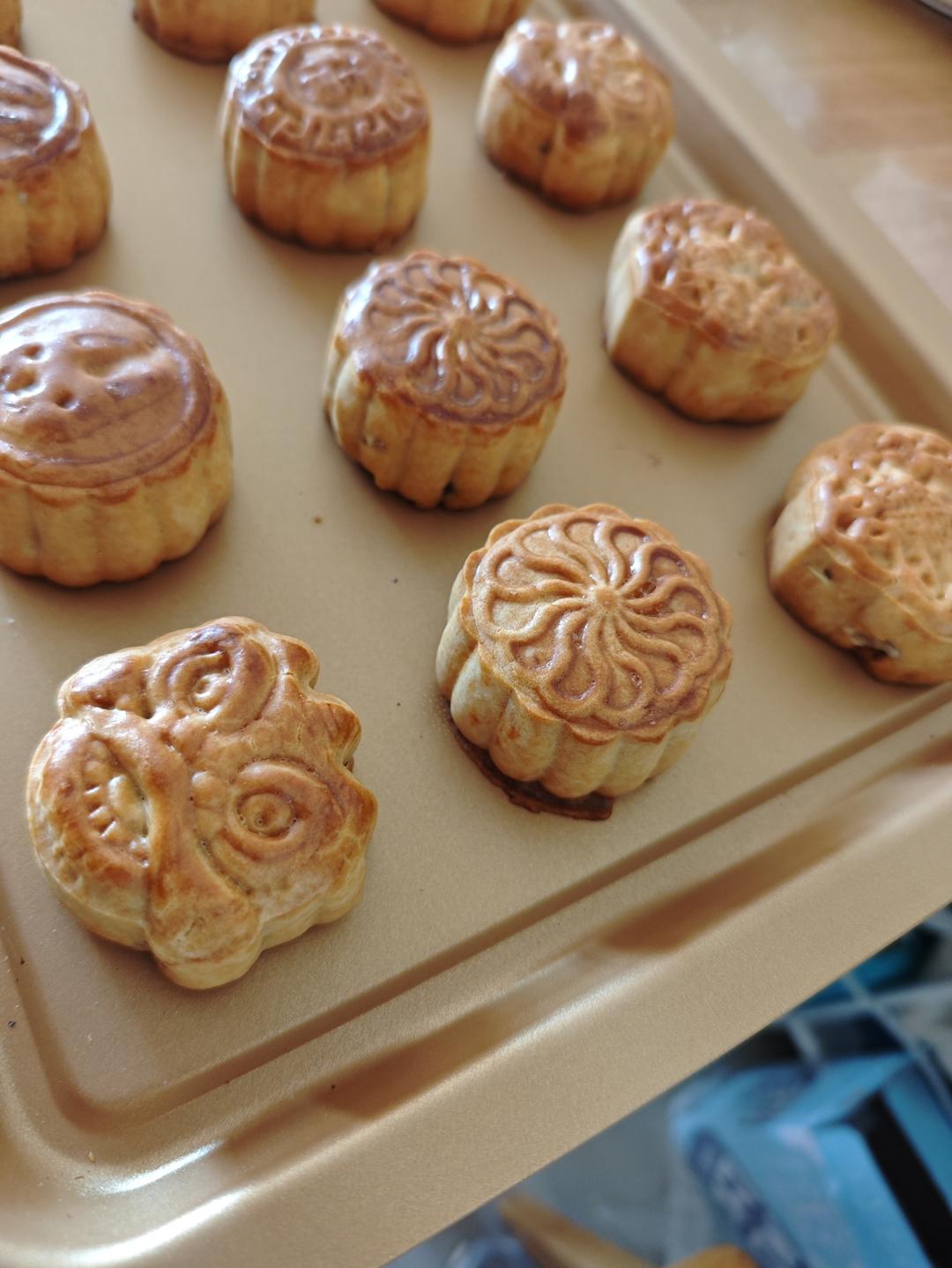 广式传统五仁月饼