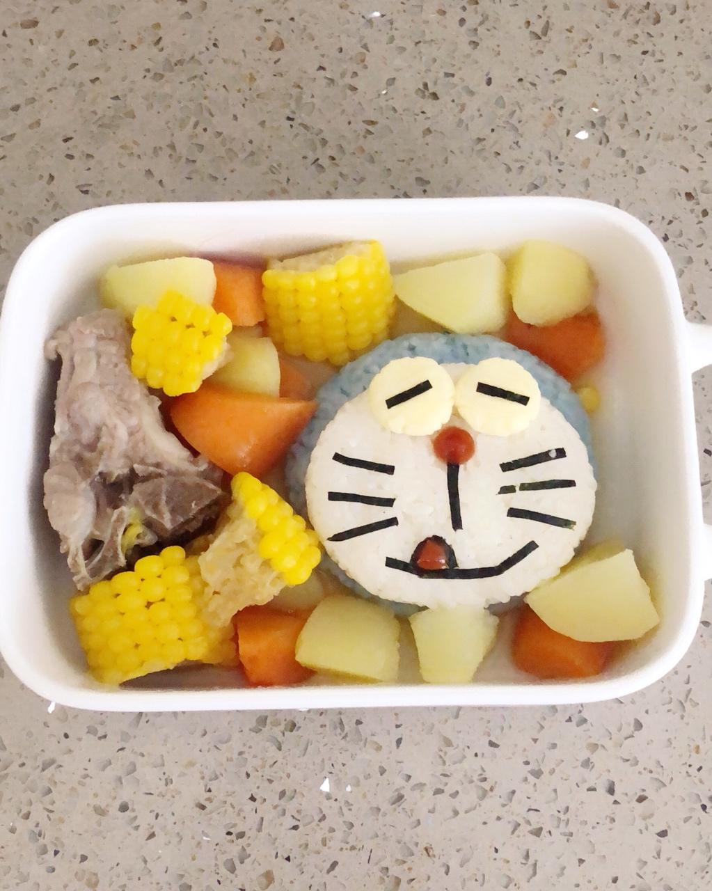 哆啦a梦卡通便当