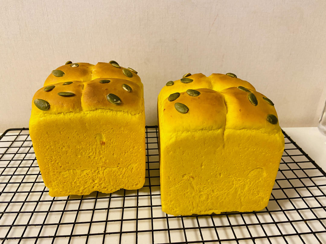 🎃不加一滴水的黄金椰蓉南瓜吐司｜建议收藏