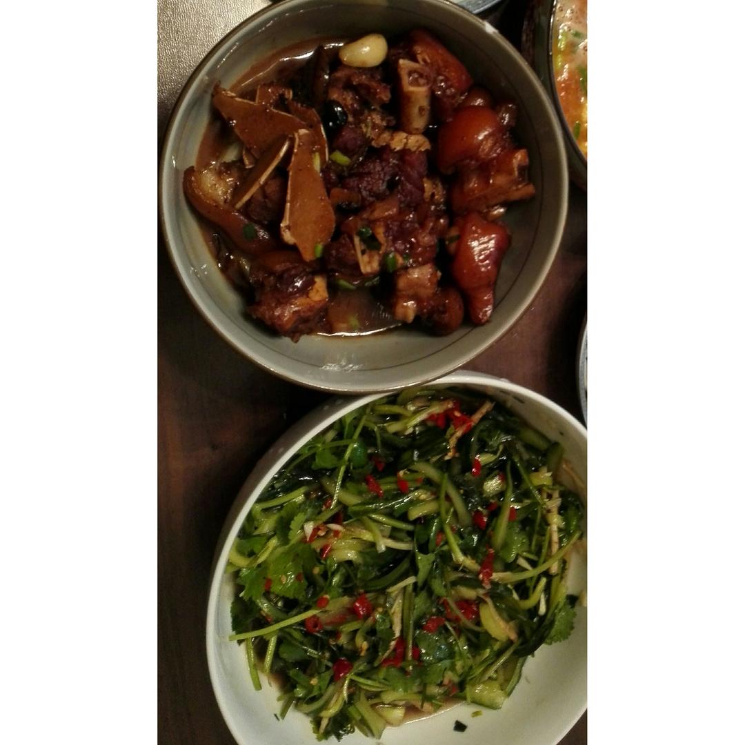 老丁的私房菜－红烧猪蹄