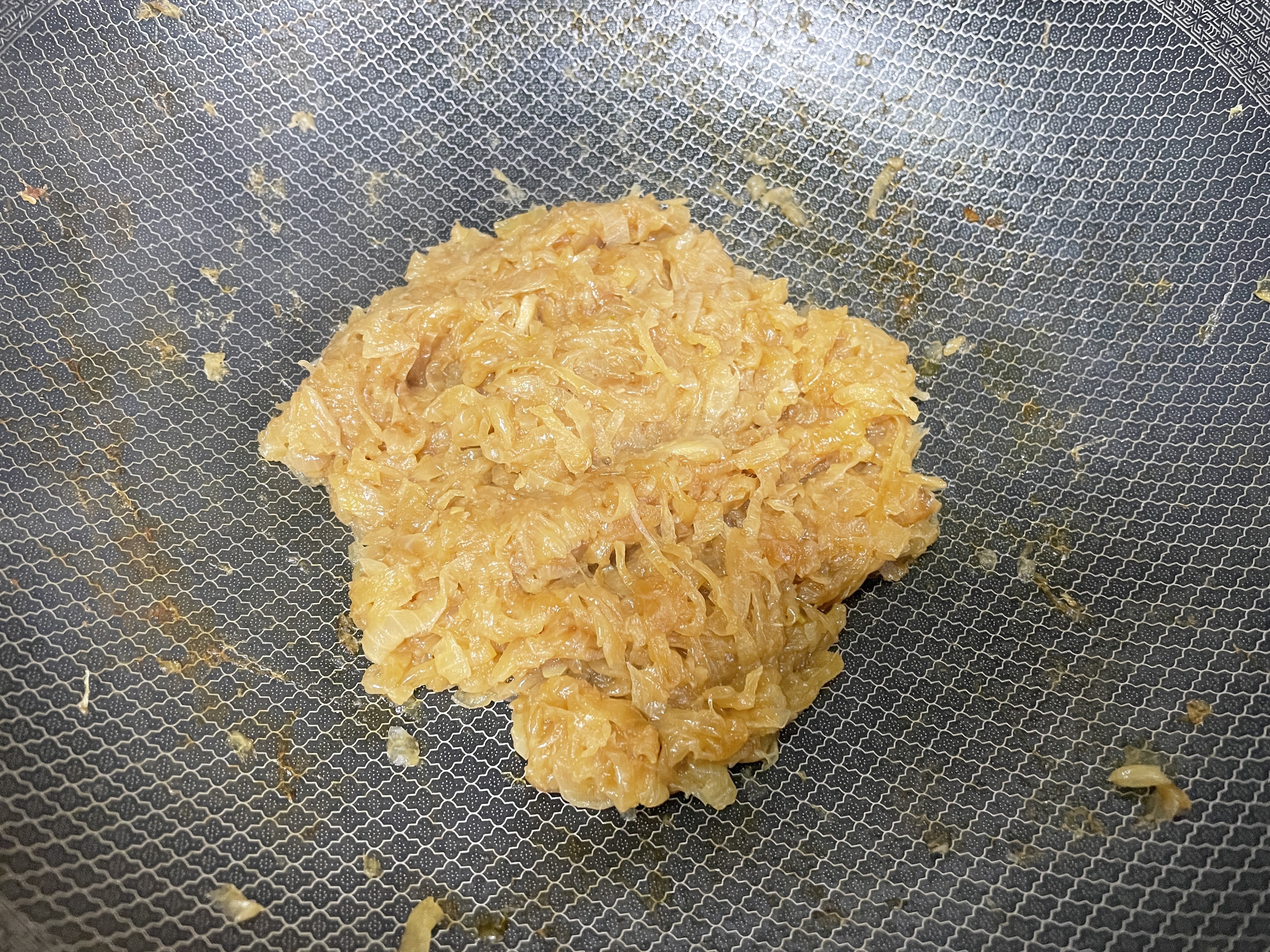 方便家庭操作的日式牛肉咖喱饭-焦化洋葱版的做法 步骤5