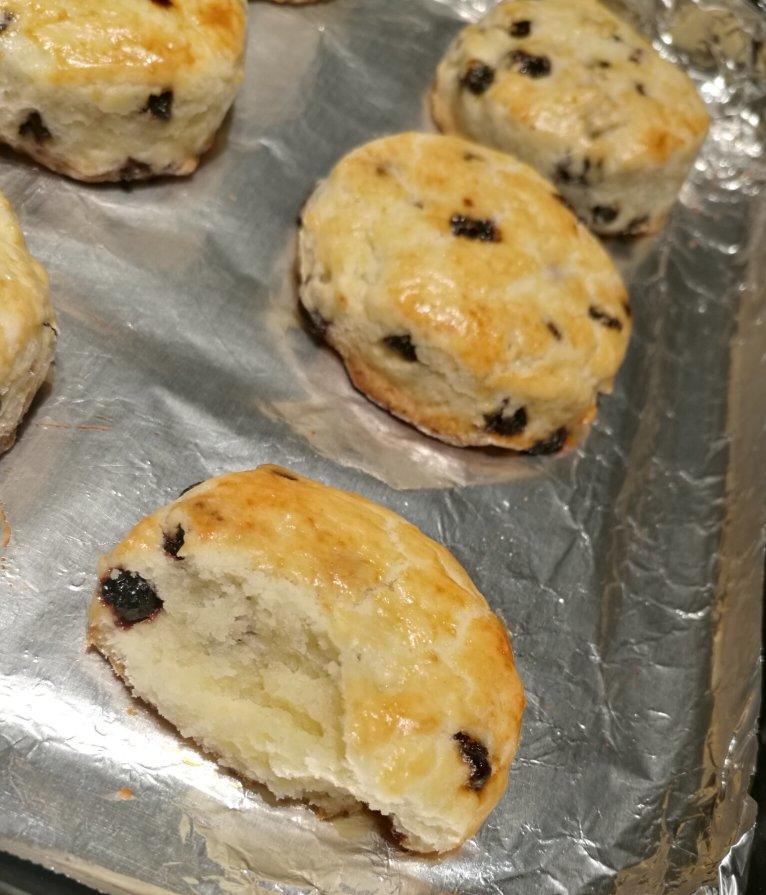 爆浆蓝莓司康Blueberry Explosion Scone