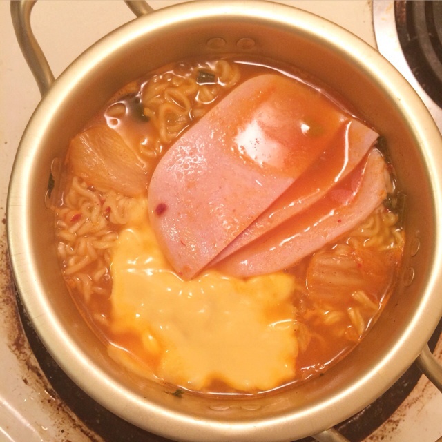 韩国辣酱汤面（辛拉面）
