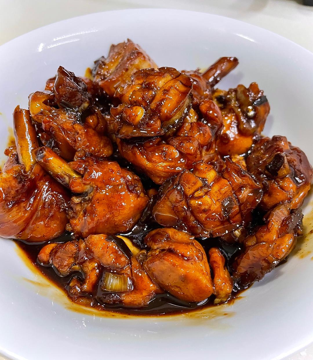 简单鲜美鲍鱼三杯鸡——中式一日三餐（八十五）的做法