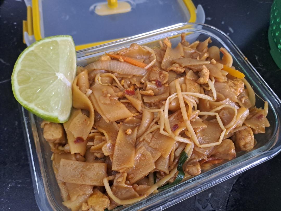 泰式辣炒粉Thai Drunken Noodles (Pad Kee Mao)