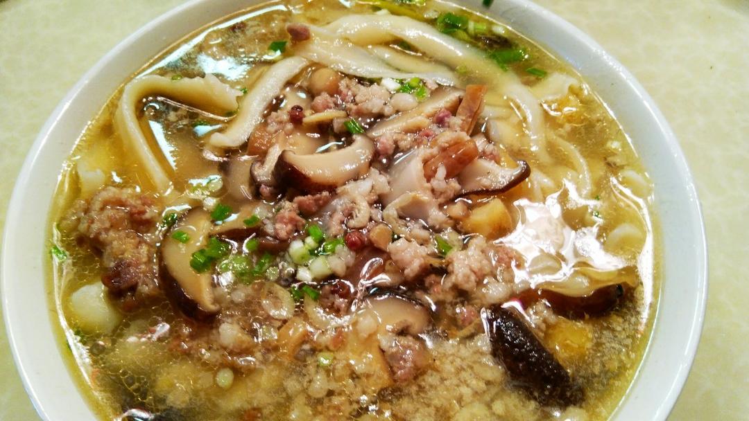 绿萝zz妈做的宜宾口蘑面