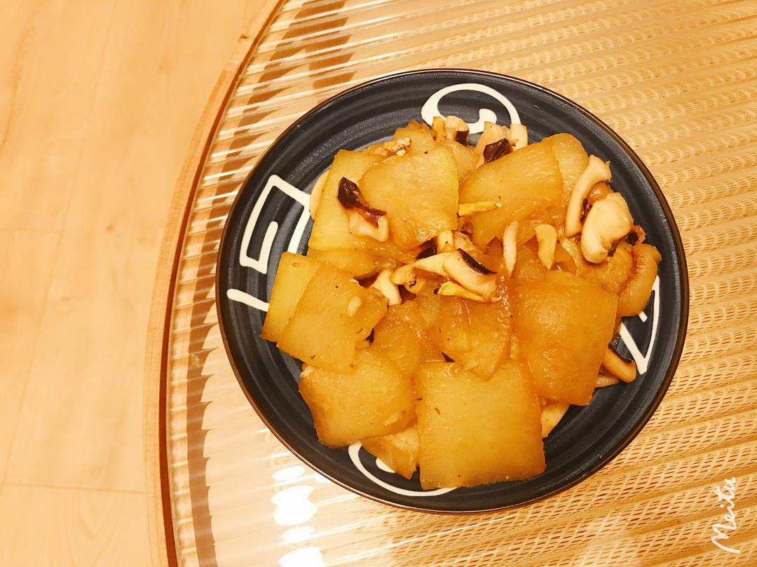 冬瓜闷鱿鱼