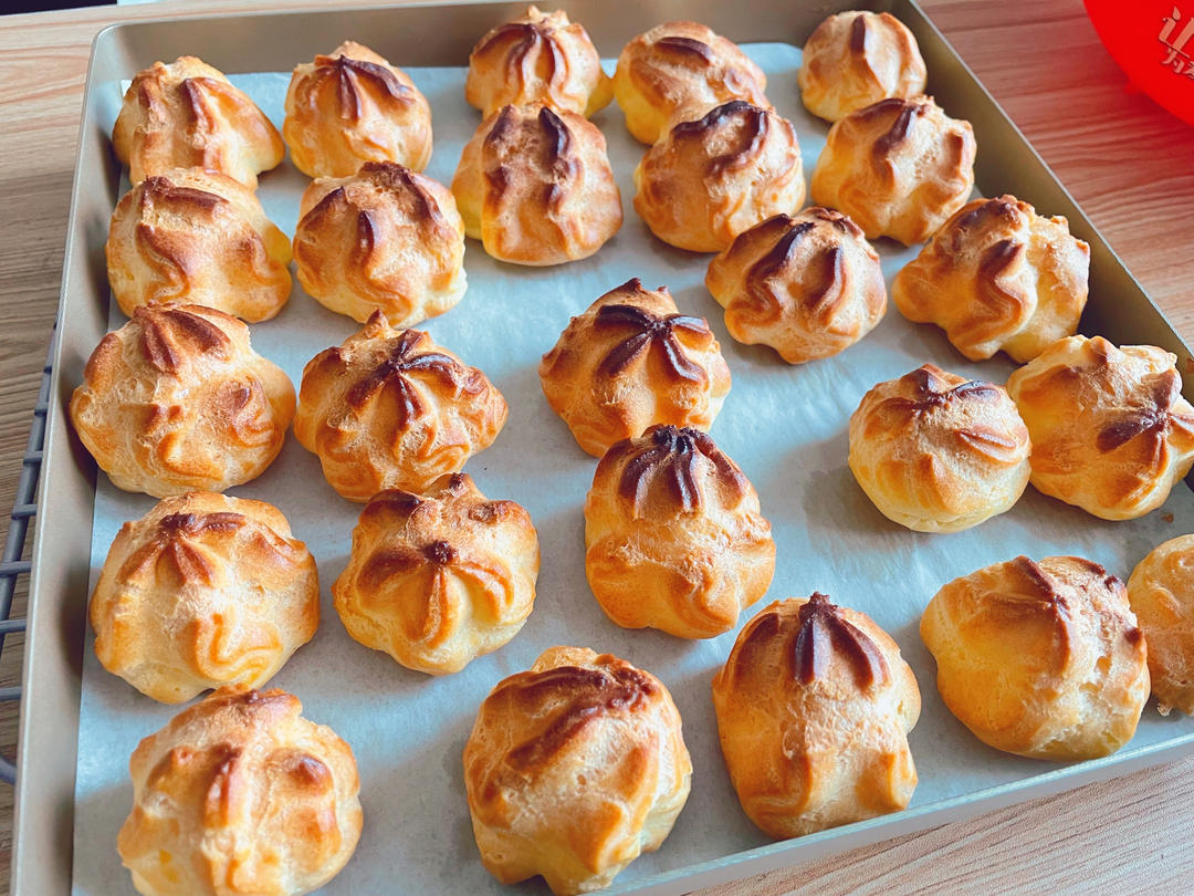 简单易成功的奶油小泡芙做法