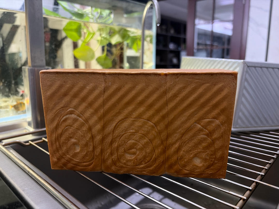 吐司，奶香手撕面包，超级香浓