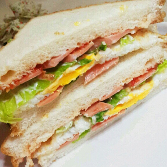 の做的火腿煎蛋三文治火腿煎蛋三文治三明治首页登录注册作品动态菜单