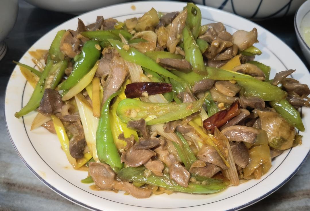 超下饭的爆炒鸭胗