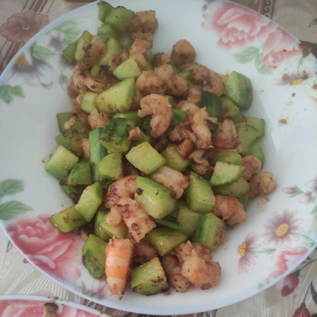虾仁炒黄瓜