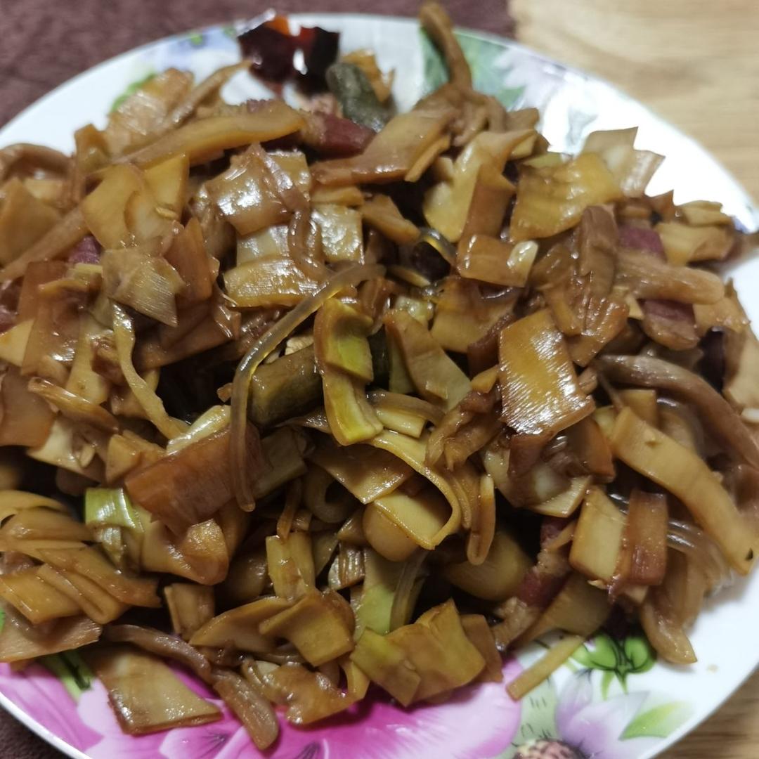 黄磊版烟笋/萝卜干炒腊肉-向往的生活湘西腊肉做法