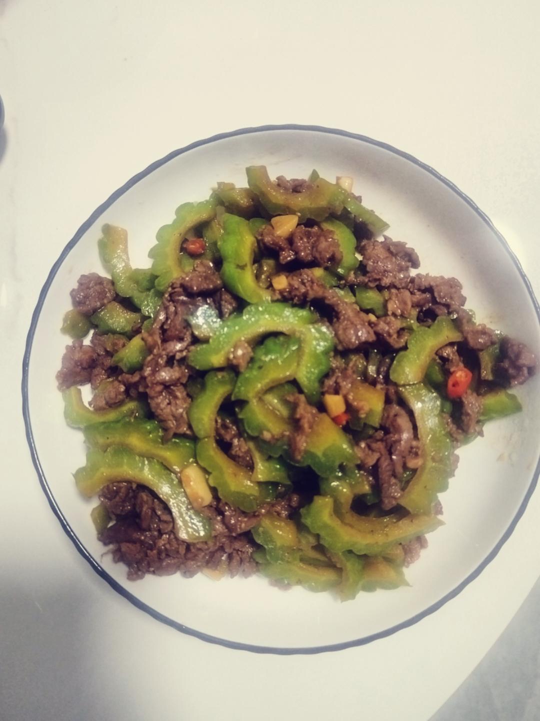 耗油苦瓜炒牛肉