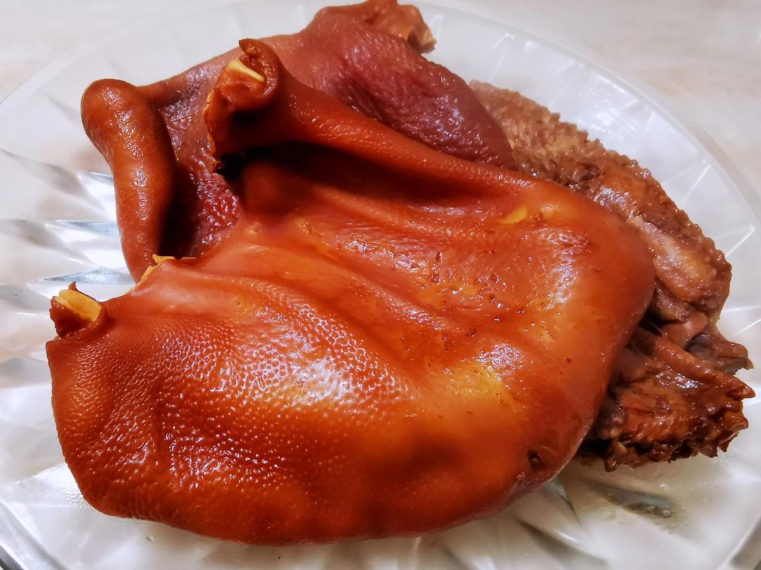 5408_柠檬草做的卤猪耳朵