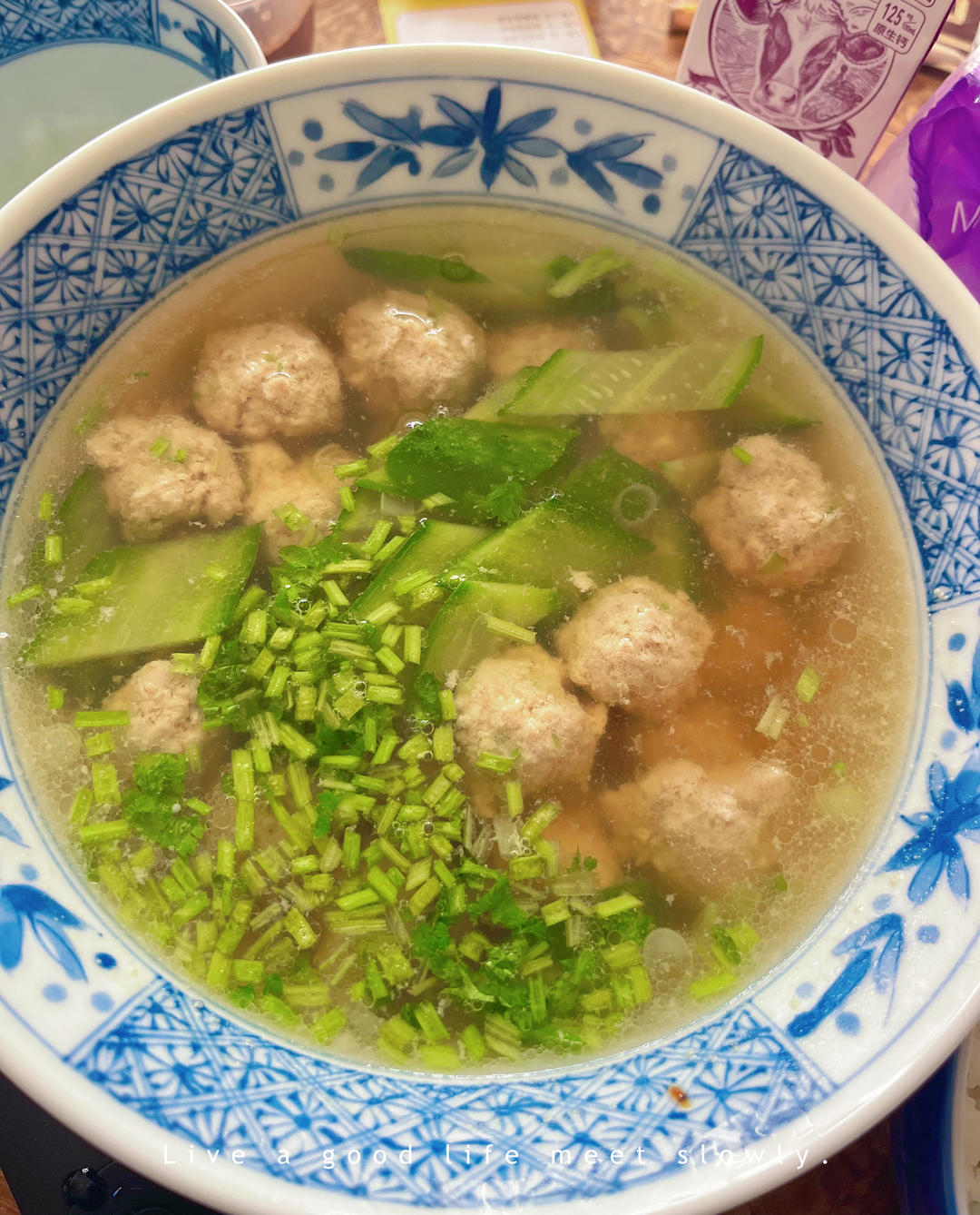 小白菜丸子汤