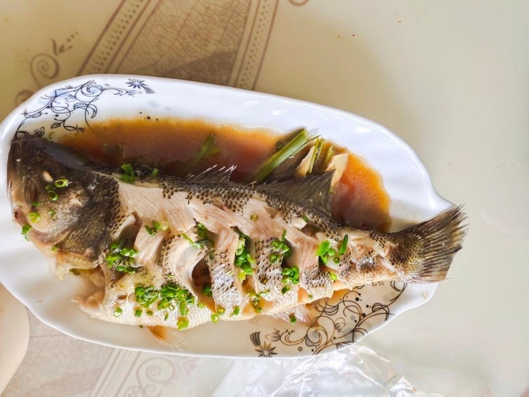 清蒸鲈鱼