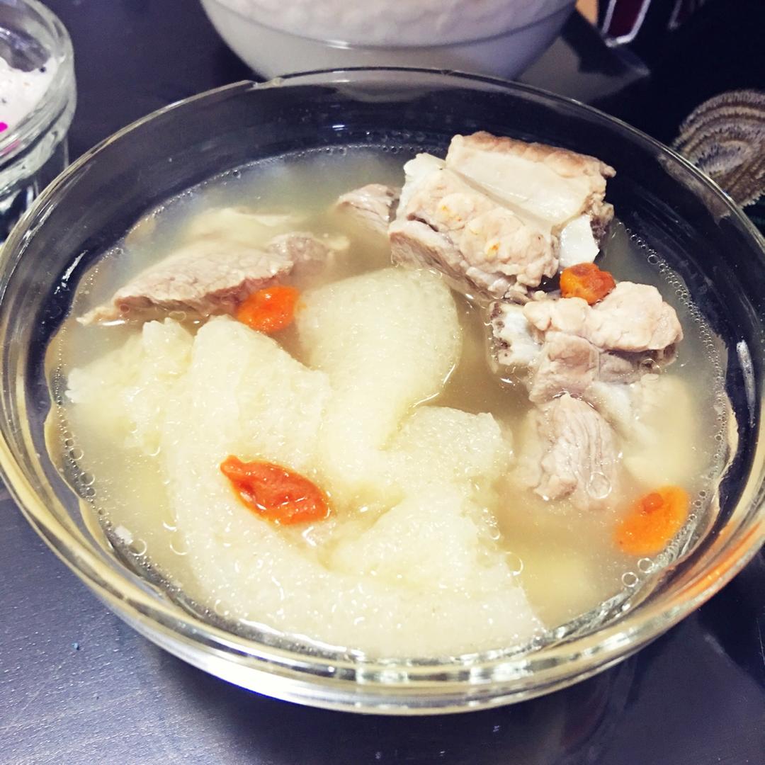 竹荪排骨汤