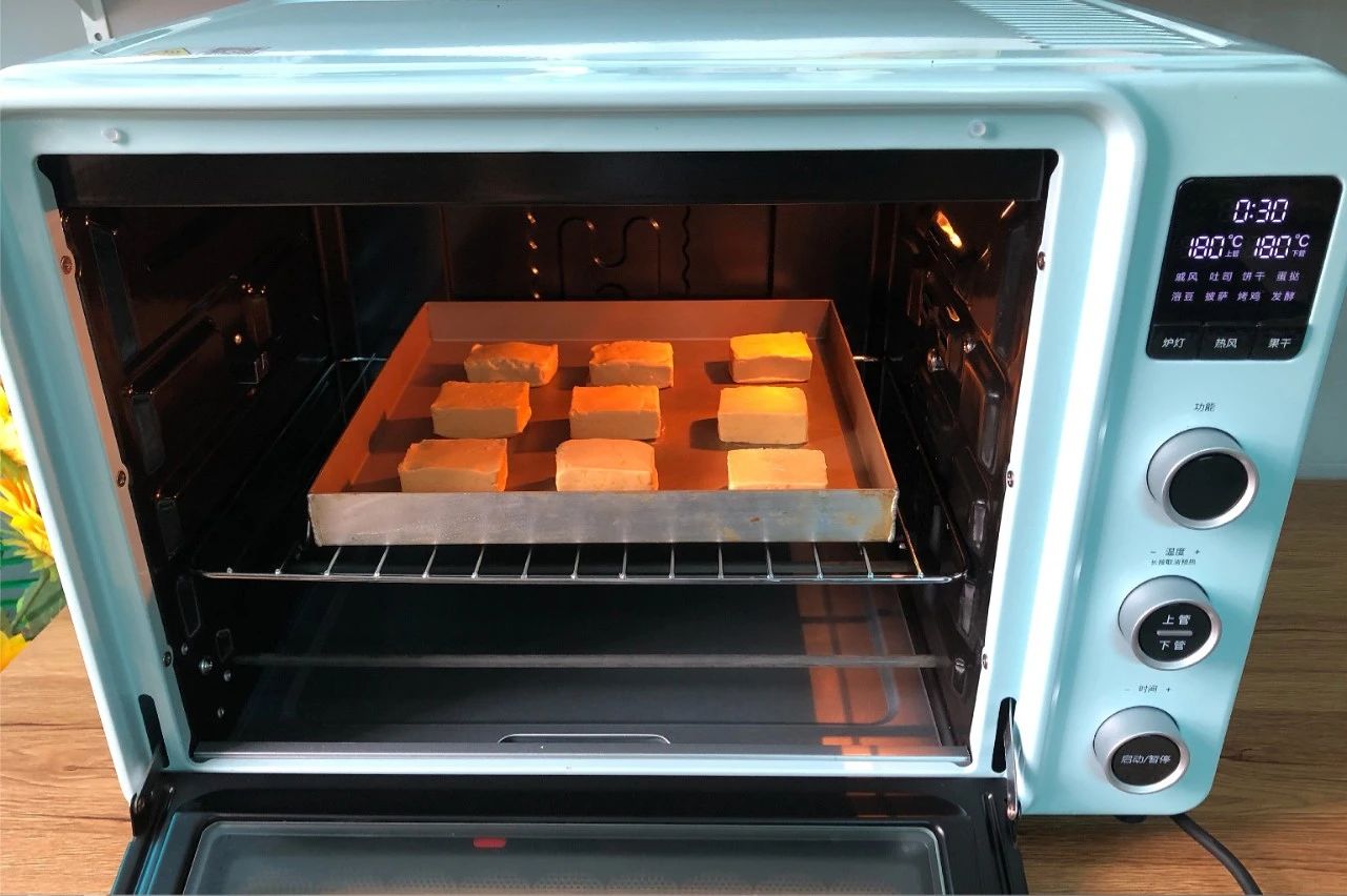 脆皮南瓜饼 | 低脂软糯，做法巨简单的做法 步骤5