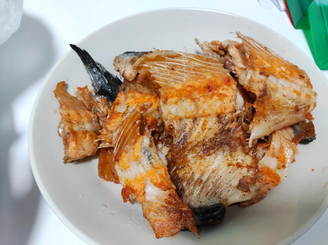 爆好吃香煎三文鱼排