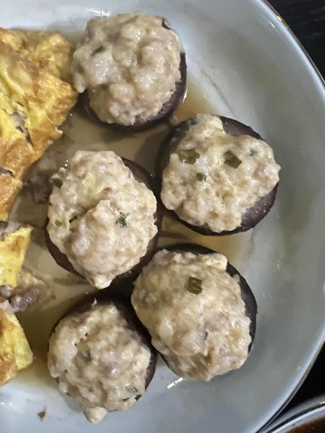豆腐肉末酿香菇
