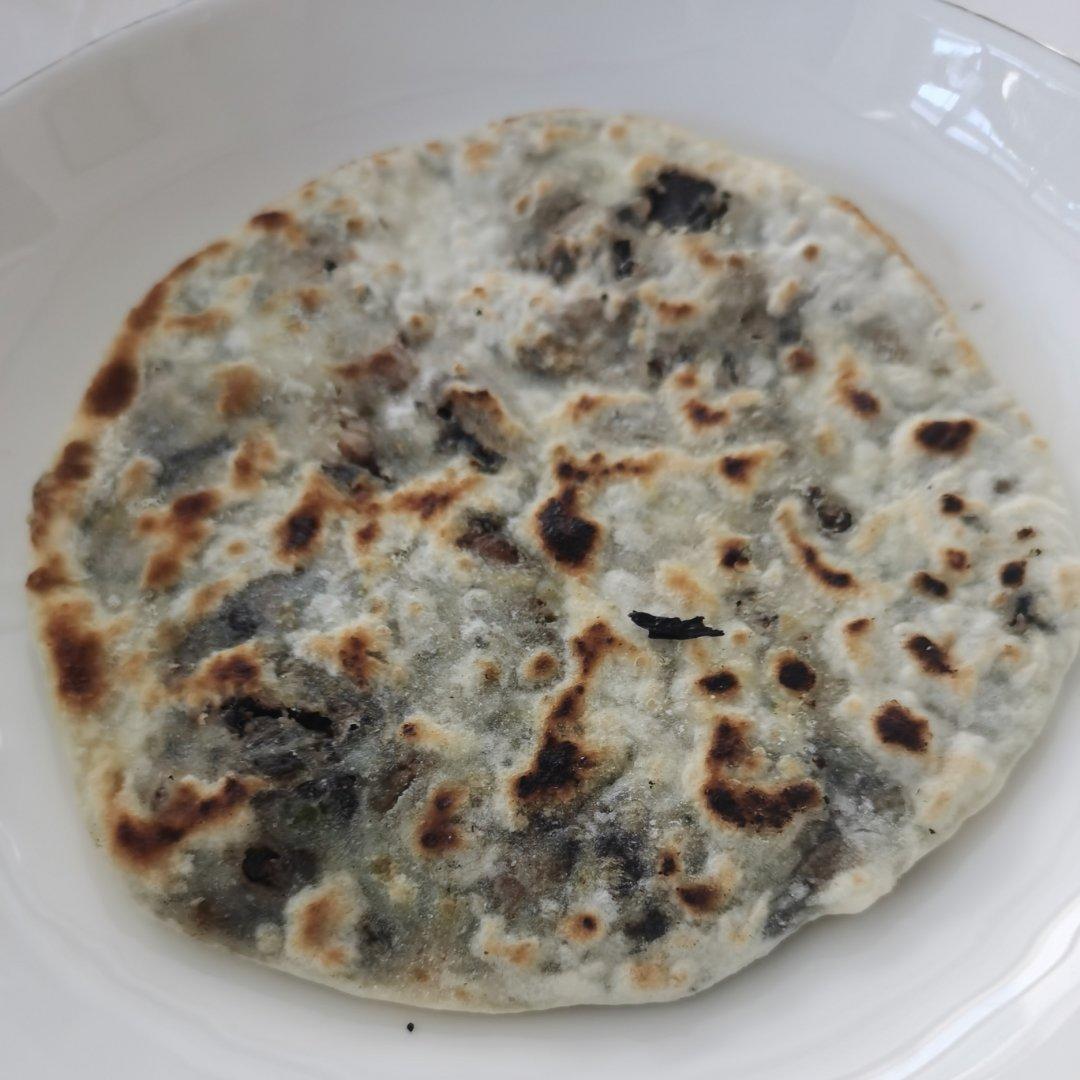 干香薄脆的梅干菜饼