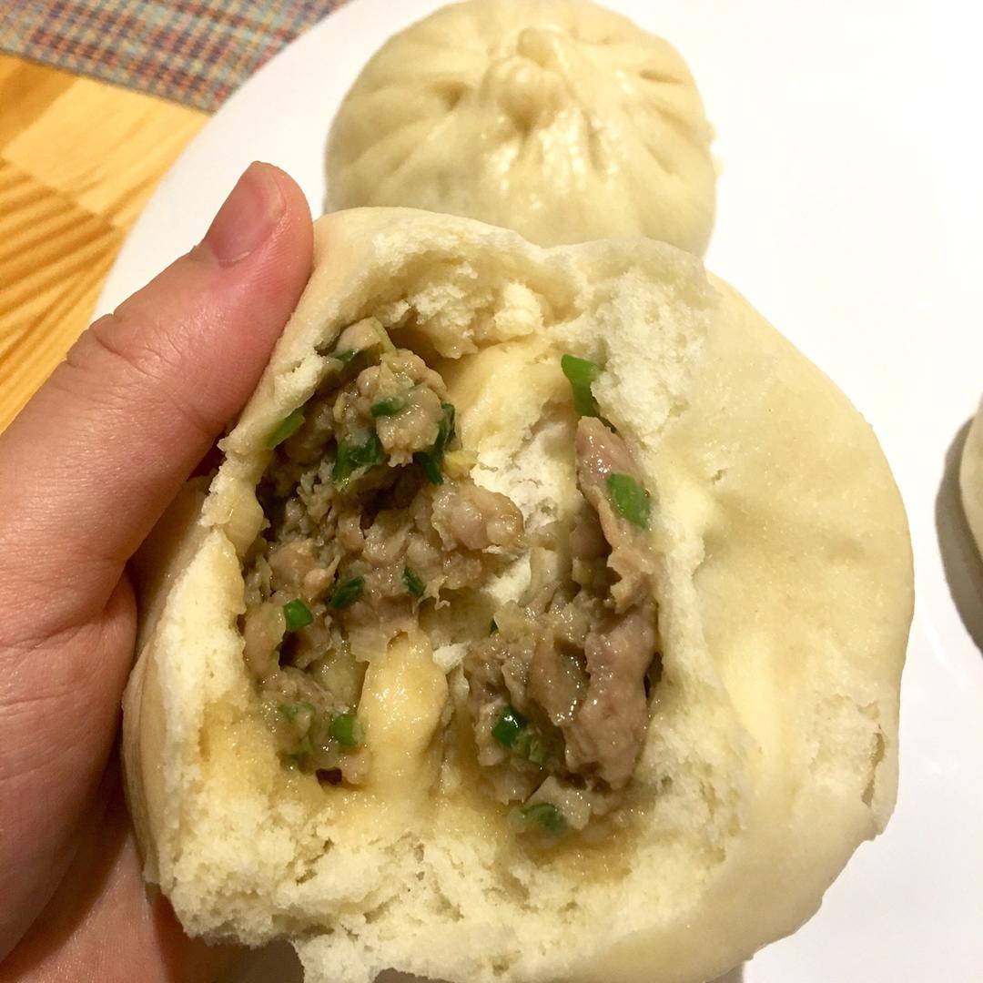 猪肉大葱包子
