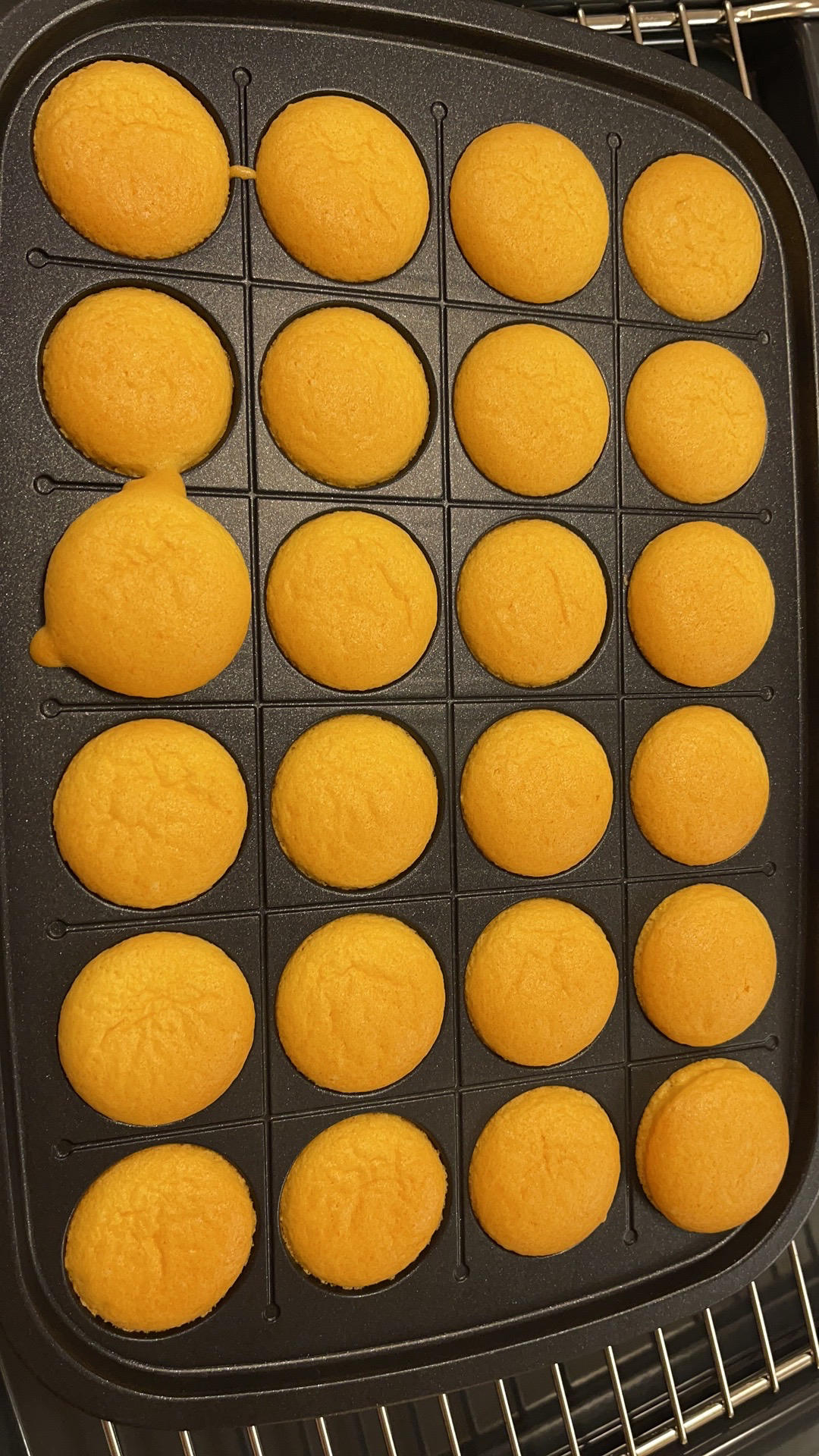 宝宝最爱的小纸杯蛋糕