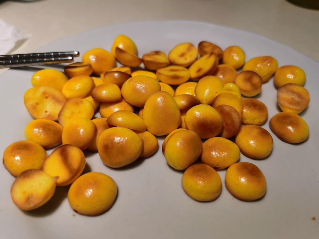 入口即化的无添加蛋黄溶豆
