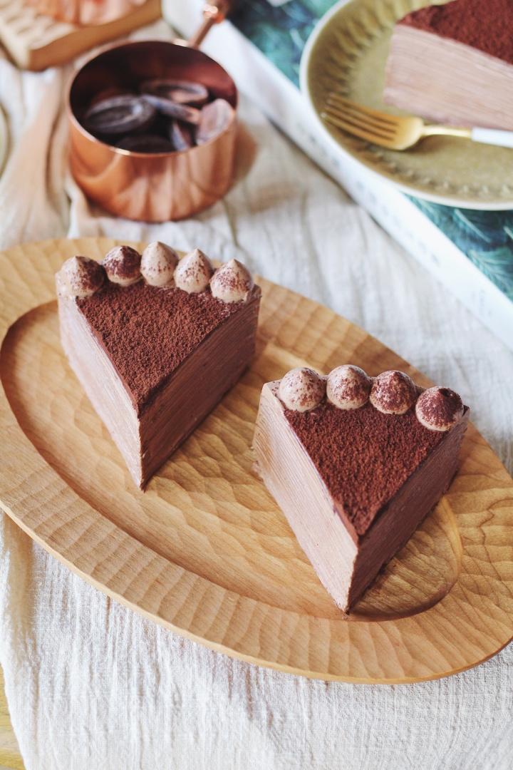 geraldine噗噗子做的独家经典配方:冰淇淋口感的巧克力千层蛋糕