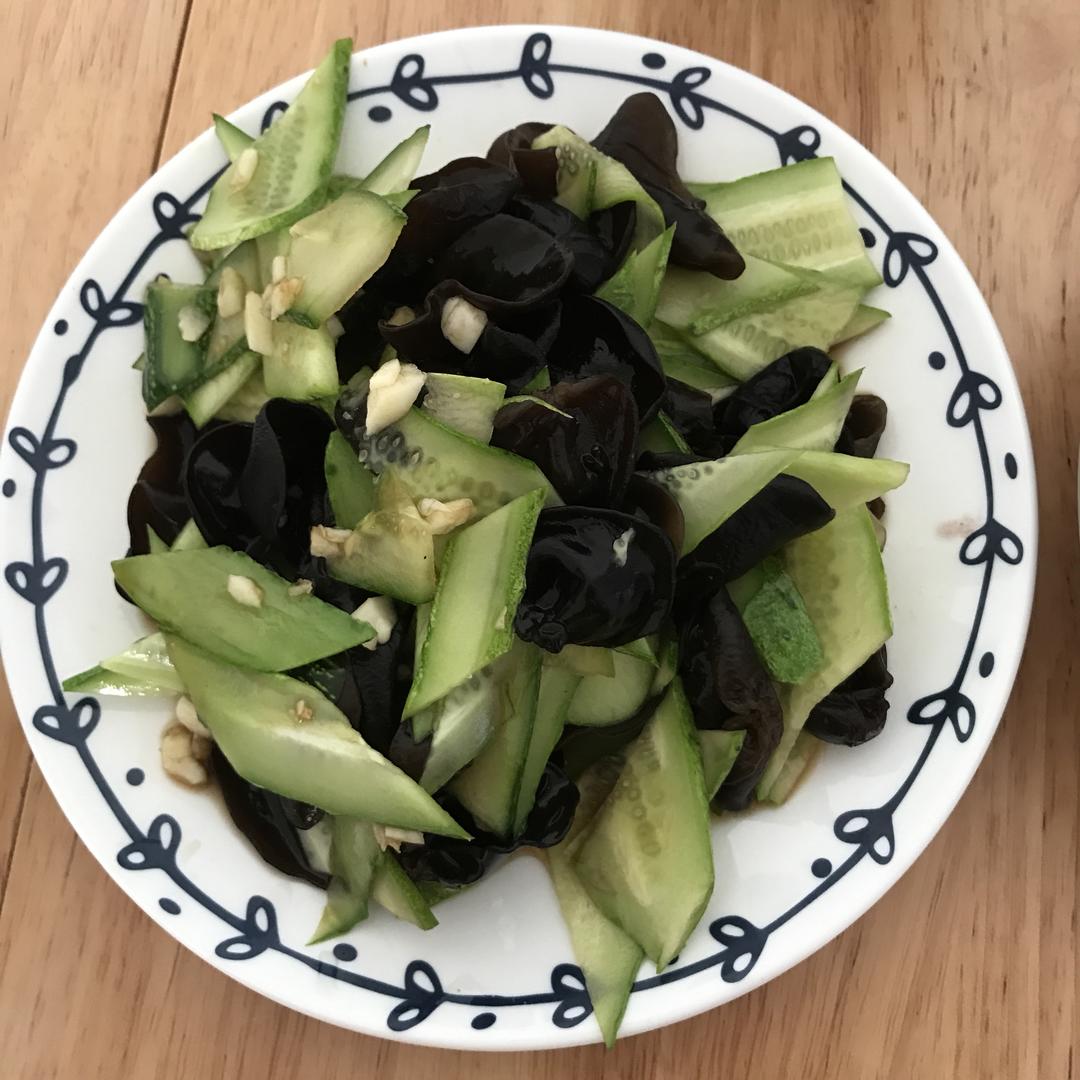 无脂凉拌木耳瓜片