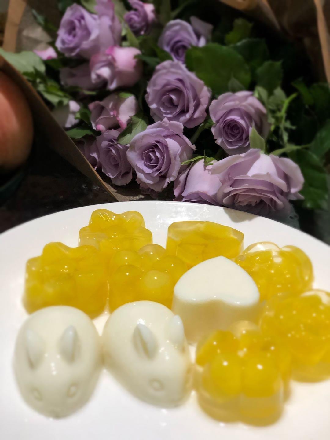 用马蹄粉做Q弹爽口的椰香小白兔