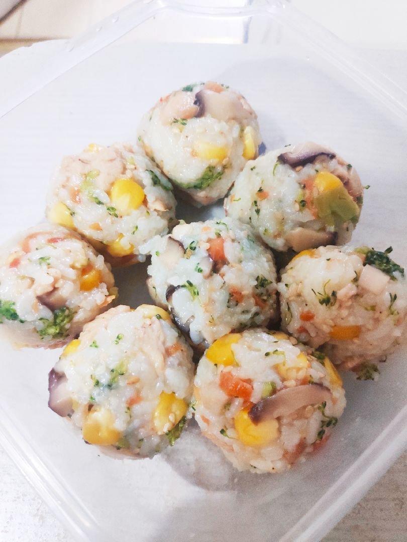 【五彩小饭团】有米有菜，有肉有奶有海鲜🥰